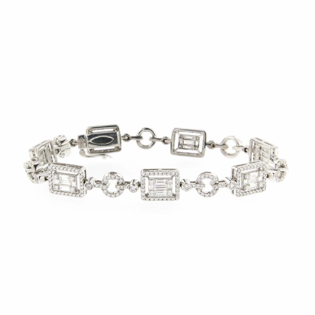 14K Gold Ladies’ Diamond Bracelet with 4.20ct of Baguette and Round-Cut Diamonds