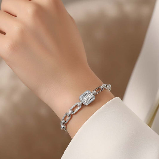 18K Gold Diamond Bracelet for Women, 0.39ct Cluster and Geometric Link Design