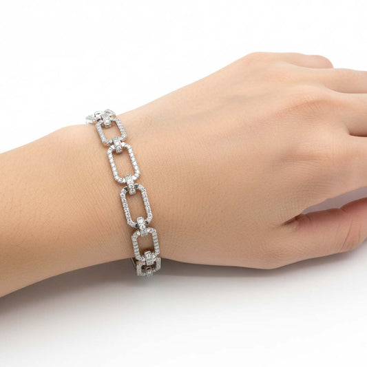 14K Gold Ladies’ Bracelet with 1.00ct of Pavé-Set Diamonds in a Two-Tone Link Design