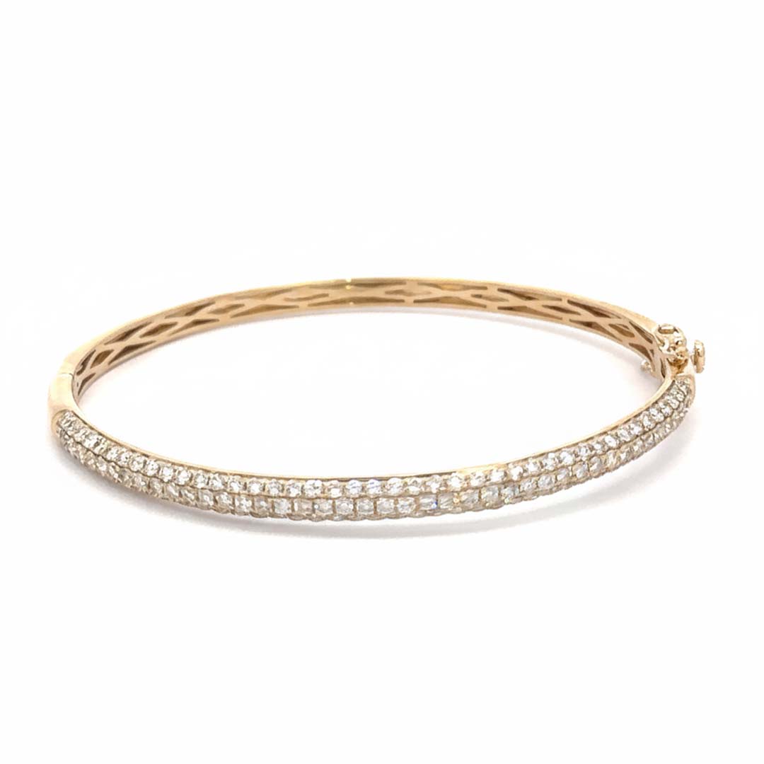 14K Gold Ladies’ Bangle with 2.05ct of Round Brilliant Diamonds