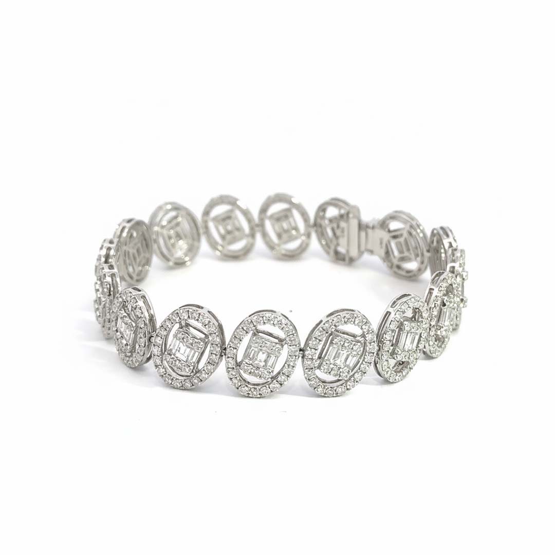 14K Gold Ladies’ Diamond Bracelet 9.55ct Baguette & Round-Cut Oval Cluster Design