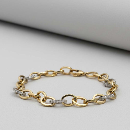 14K Gold Ladies’ Bracelet with 1.15ct of Diamonds in an Oval Link Design