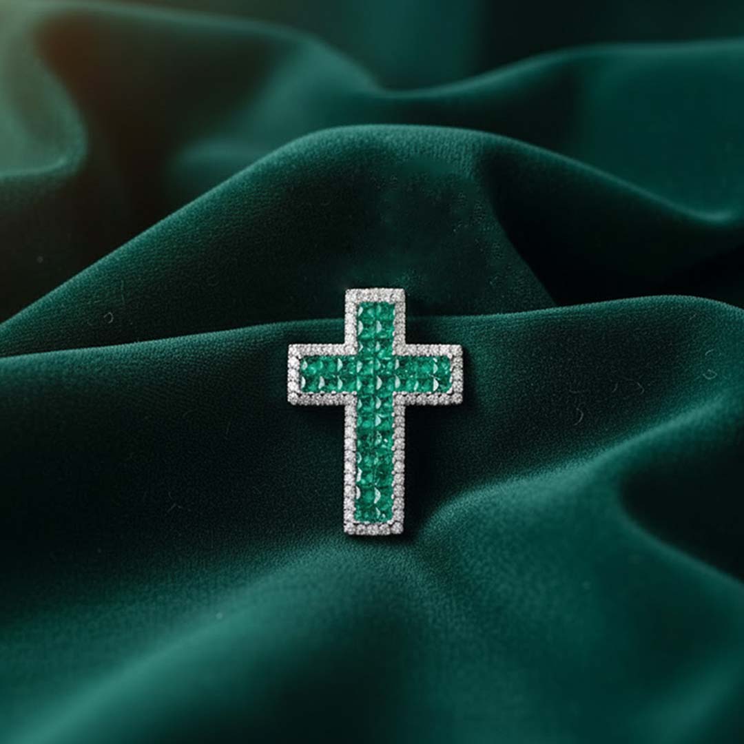 14KT White Gold Emerald (0.84ct) and Diamond (0.24ct) Cross Pendant