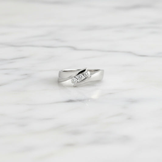 14K White Gold Three-Stone Diamond Ring – 0.40 Total Carats of Timeless Modern Elegance