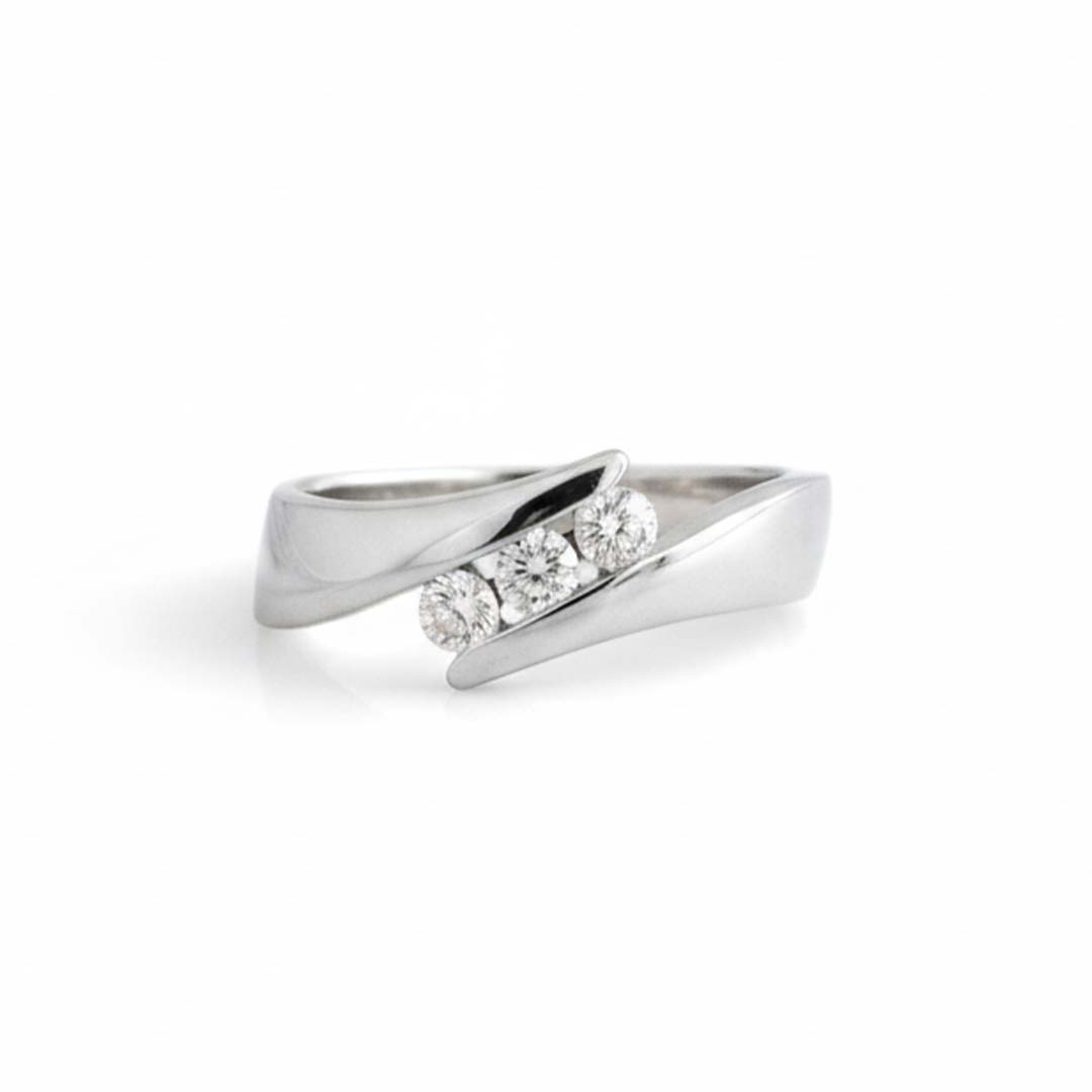 14K White Gold Three-Stone Diamond Ring – 0.40 Total Carats of Timeless Modern Elegance