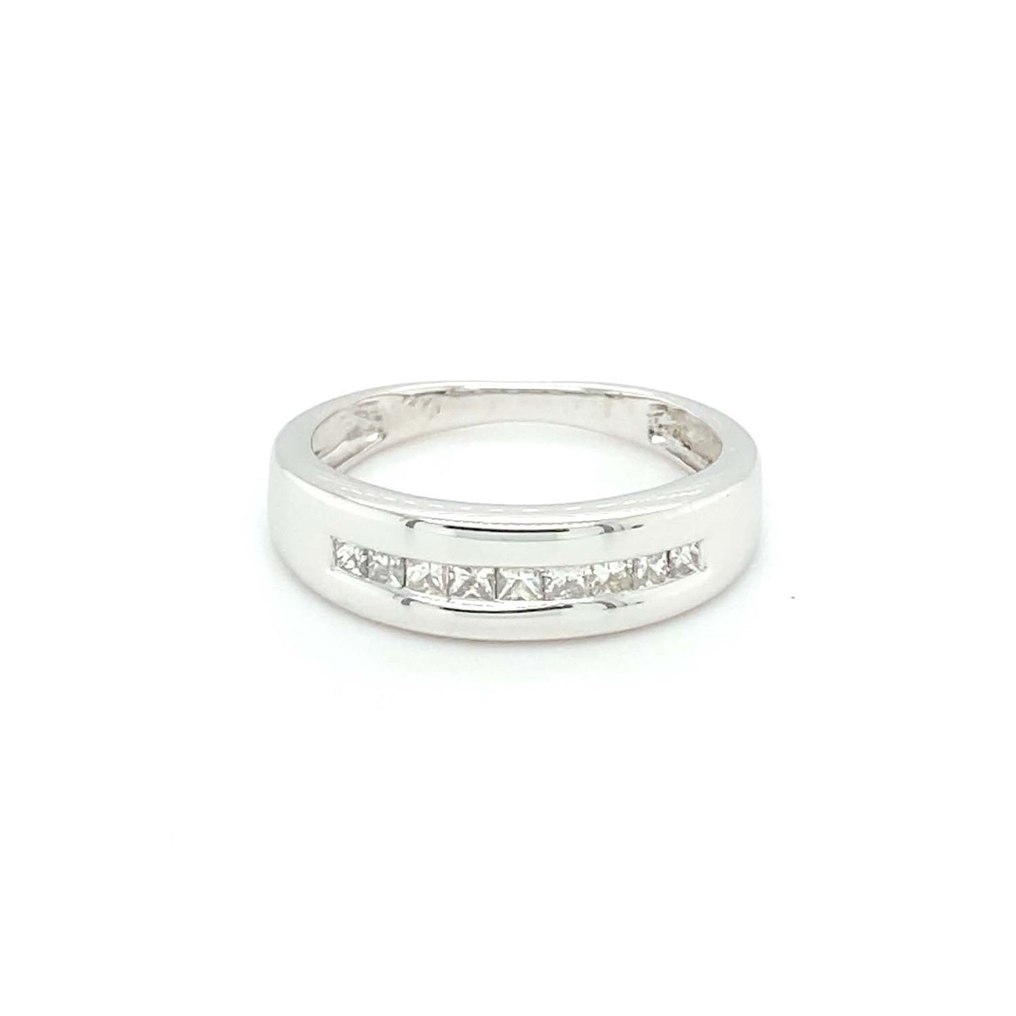 Modern Majesty – Men’s Channel Set( 0.70 CT. TW.) Princess Cut Diamond Band in 14KT Gold