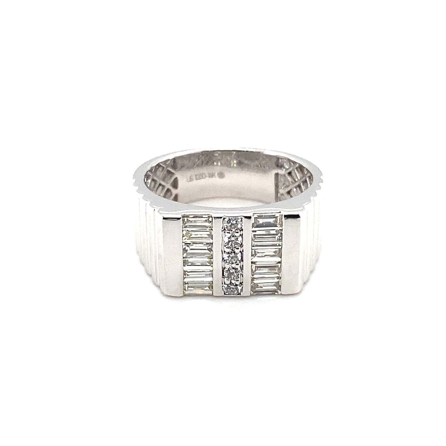Timeless Sophistication – Men’s 14KT Gold Ring with (1.30 CT. TW.)of Baguette & Round Diamonds