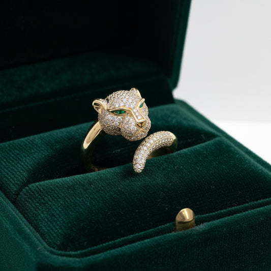 18K Gold Ladies’ Panther Diamond Statement Ring – 1.28ct Diamonds & 0.05ct Emerald Accents