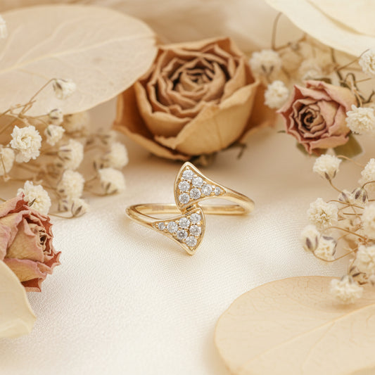 18K Yellow Gold Fan Diamond Open Ring – 0.23 Total Carats of Refined Elegance