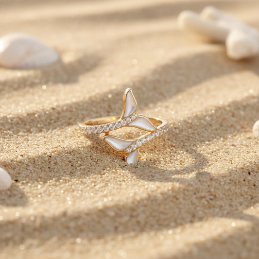 14K Yellow Gold Mother-of-Pearl Leaf Diamond Wrap Ring – 0.29 Total Carats of Elegant Brilliance