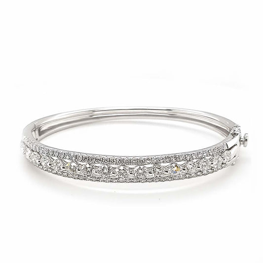 14K Gold Diamond Bangle Featuring 4.10ct of Natural Round Diamonds