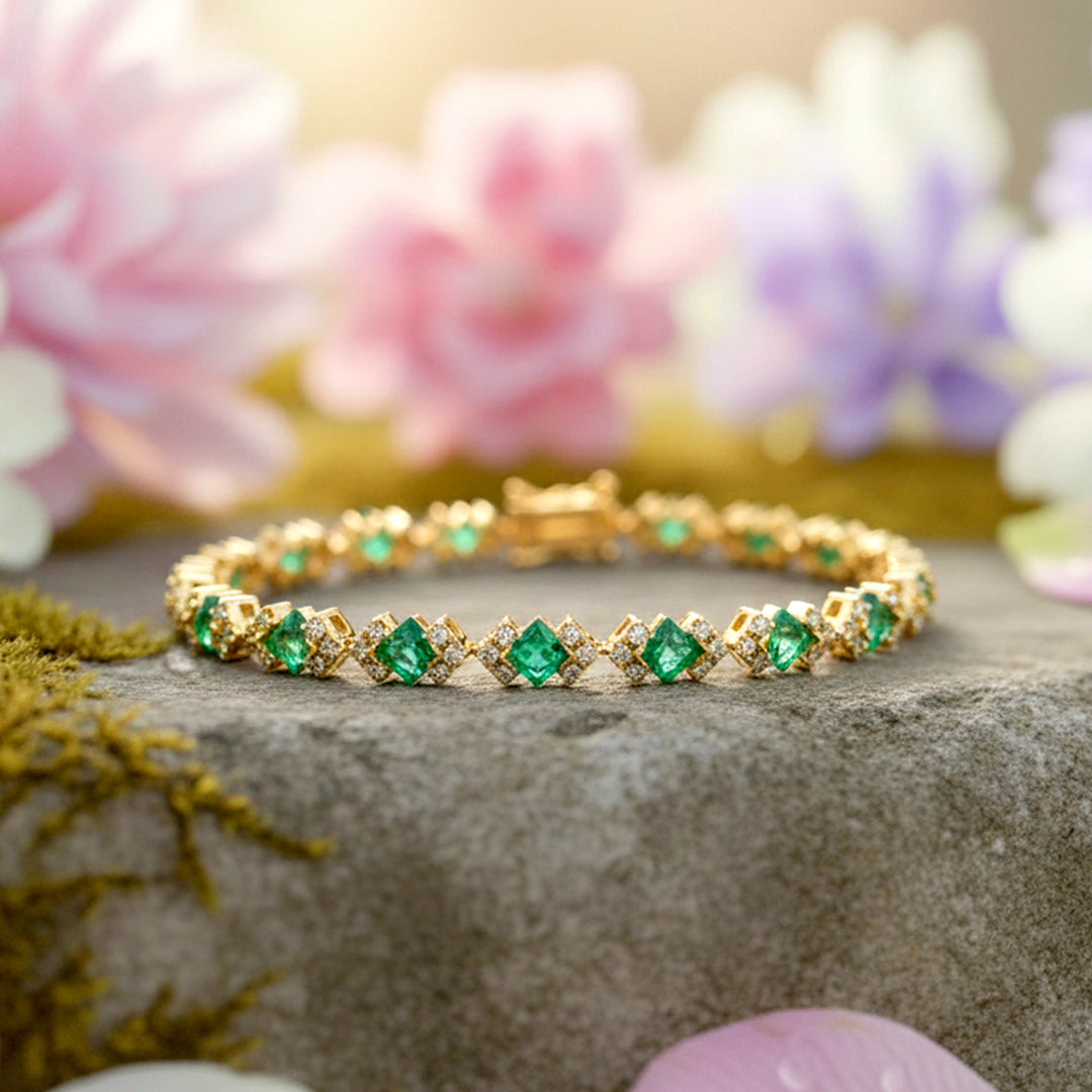 14KT Yellow Gold Princess-Cut Emerald and Diamond Tennis Bracelet (EM 3.79 cts / DIA 1.07 cts)