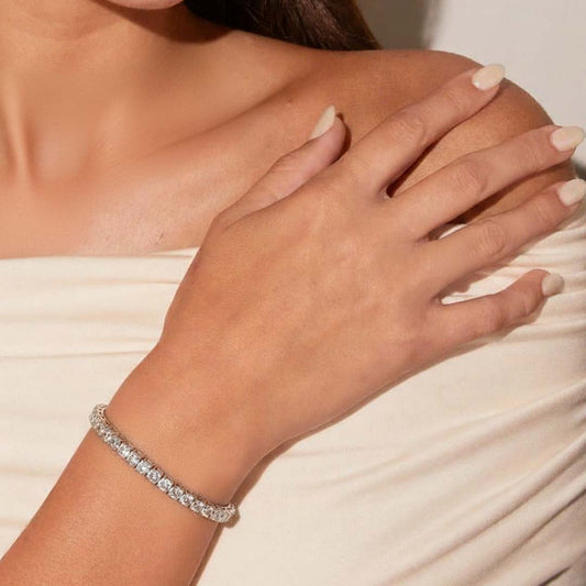 Timeless Diamond Flex Bangle – 7.00 Carats in 14KT Gold