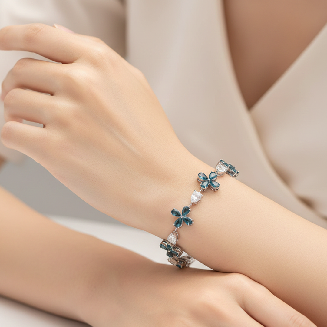 ✨ Statement 9.60 CTW Blue Diamond & Diamond Flower Bracelet – 14KT White Gold ✨