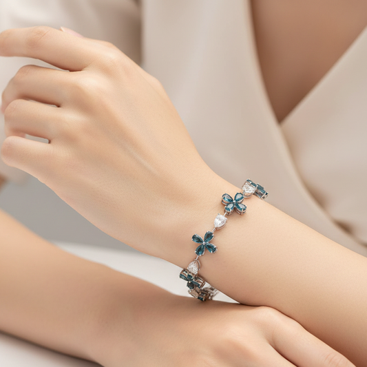 ✨ Statement 9.60 CTW Blue Diamond & Diamond Flower Bracelet – 14KT White Gold ✨