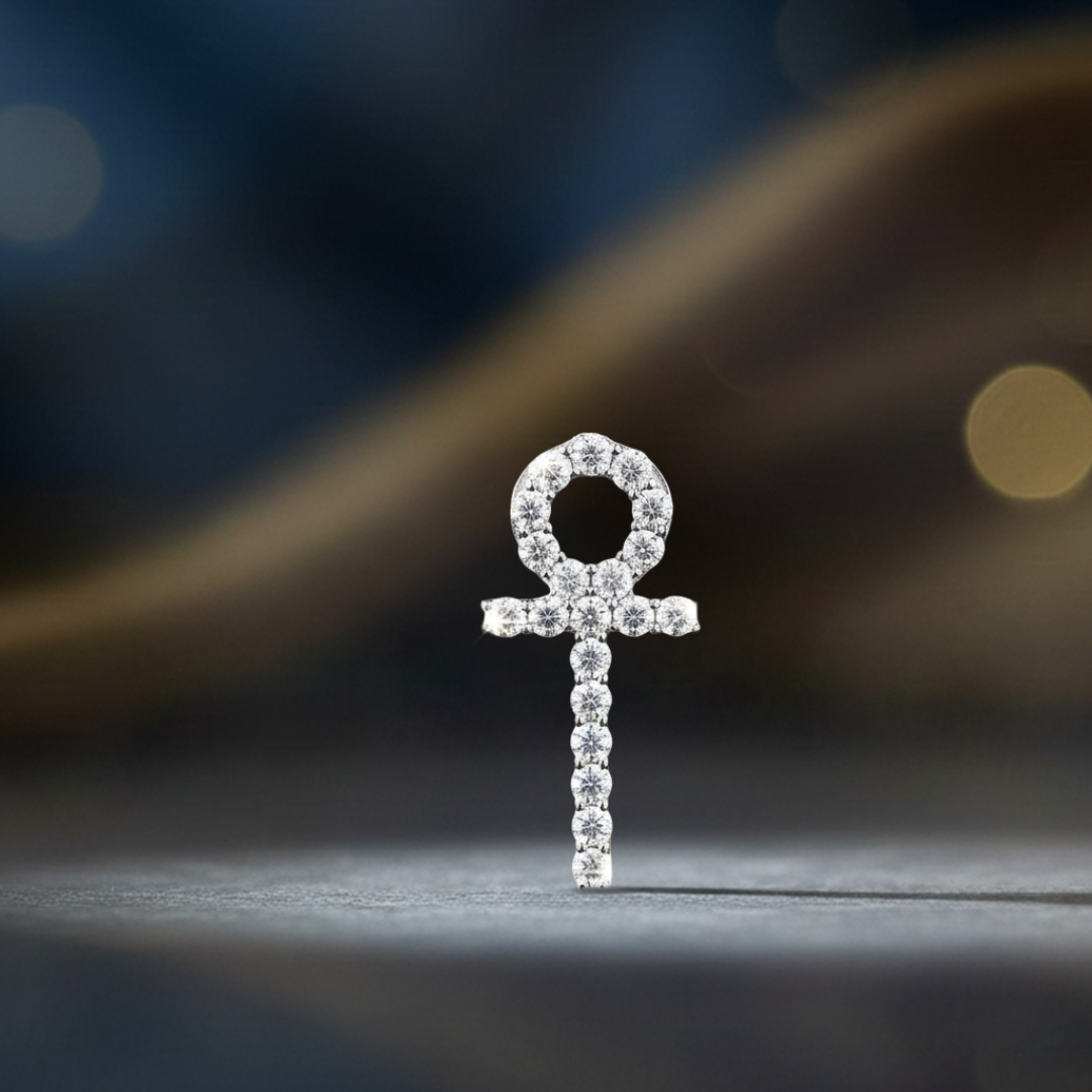 Diamond Ankh Necklace in White Gold – 0.90 CT
