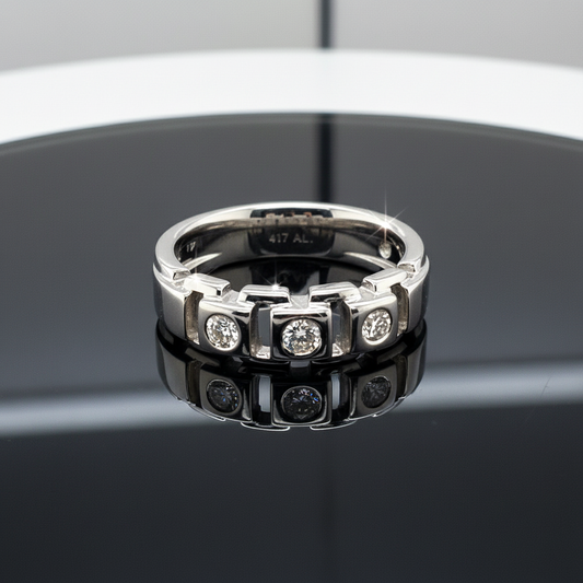 Everyday Elegance: 14KT Diamond Ring 0.36 Carats