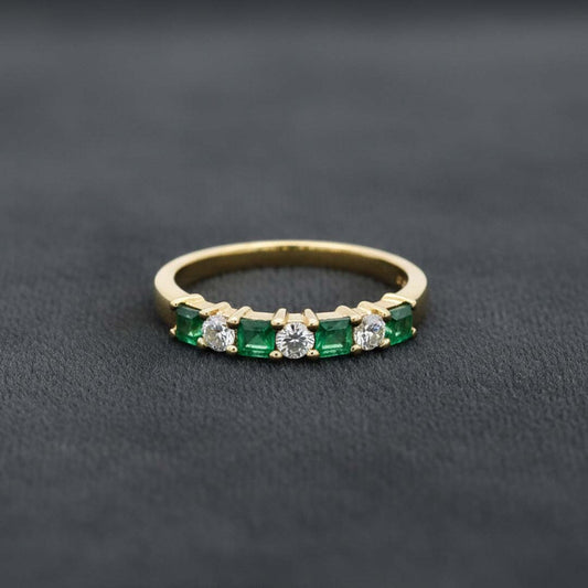14K Yellow Gold Emerald & Diamond Band Ring (0.58ct Emerald / 0.25ct Diamond)