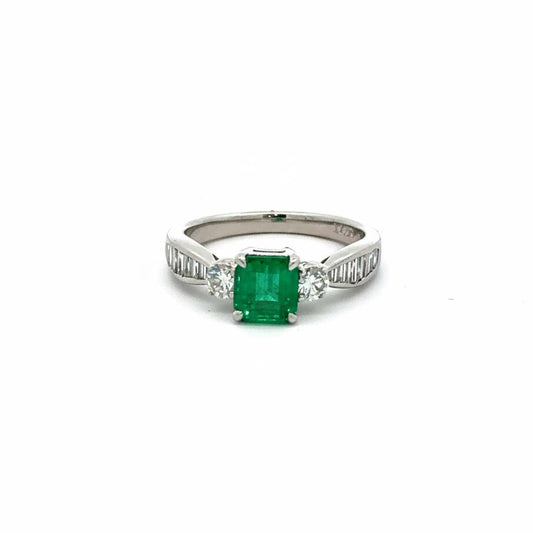 Platinum Ring with 0.97 ct Princess-Cut Emerald and 0.71 ctw Round & Baguette Diamonds