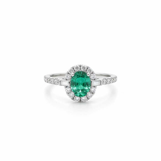 18K White Gold Oval Emerald and Diamond Band Ring (0.70 CT Emerald / 0.50 CT Diamonds)