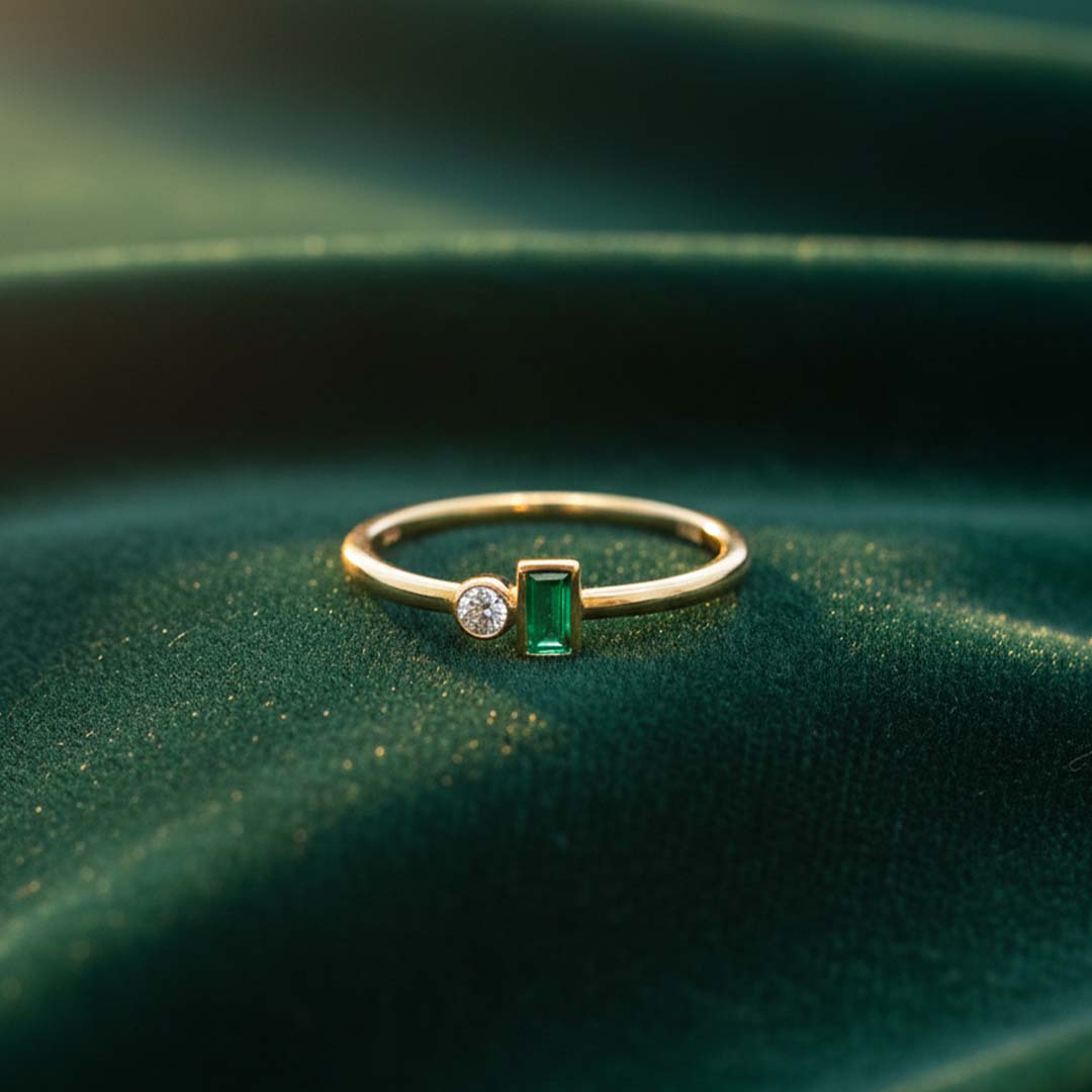 14KT Yellow Gold Bezel-Set Emerald-Cut Emerald and Round Diamond Ring (0.18 CT TW)