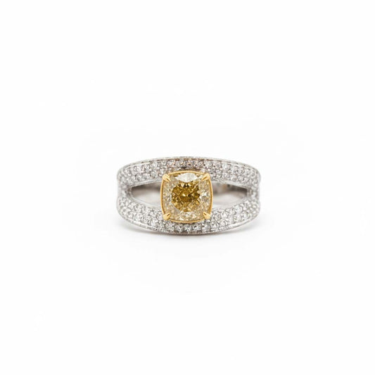18KT Gold Fancy Yellow & White Diamond Ring – 2.69 Cts